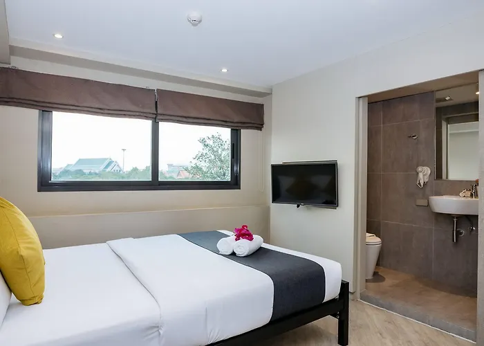 Lucky House Khaosan Hotel