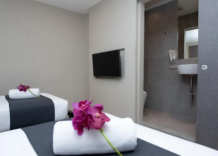 Lucky House Khaosan 2*