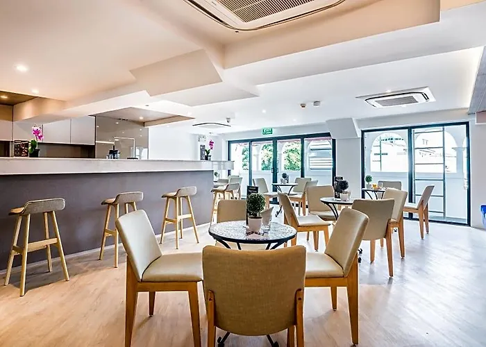 Lucky House Khaosan Hotel