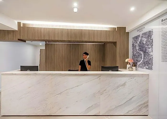 Lucky House Khaosan Hotel
