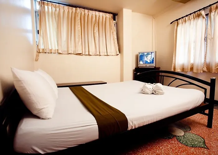 Lucky House Khaosan 2*